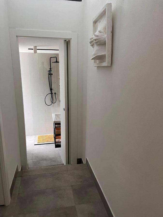 Villa Santareddi 卡斯泰卢佐 外观 照片